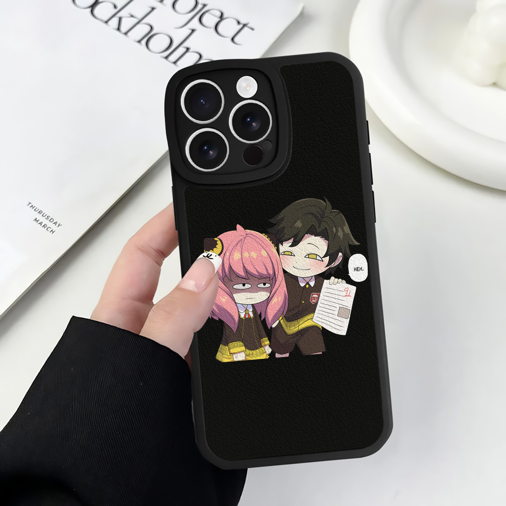 （画像用） SPY×FAMILY间谍家家酒 【iPhone 16シリーズ対応】シリコンスマホケース（レザー調） 材質：シリコン